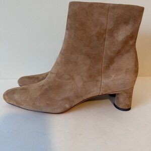 NEW Vince Hilda Beige Suede Pointed Toe Women's Ankle Booties, Sz 9.5